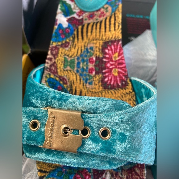 DR. SCHOLL'S Tiger Original Iris Apfel Collaboration Velvet Sandals/Clogs. NWT - Picture 6 of 16